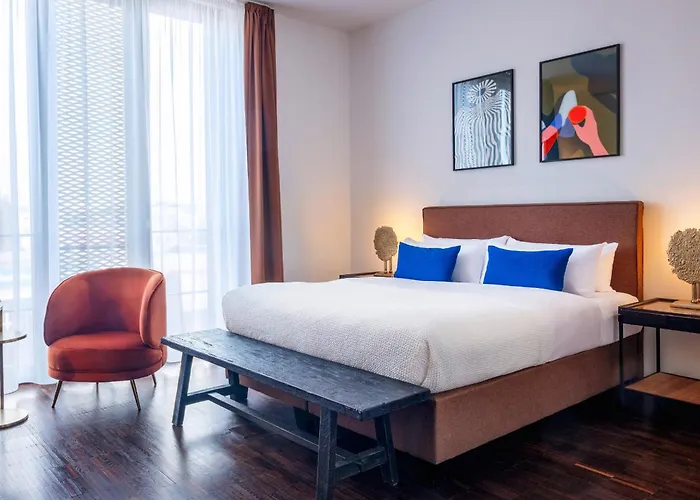 Weinmeister Berlin-Mitte - Adults OnlySporthotels